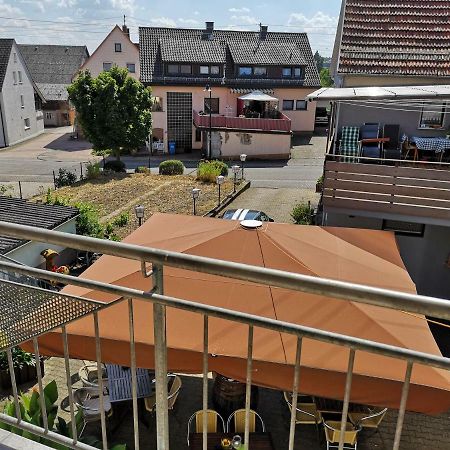 Gasthaus zum Löwen Seckach Exterior foto